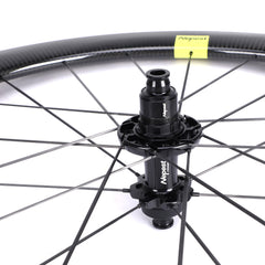 Carbon Fiber Road Bike Wheelset AIM Series Carbon Spokes